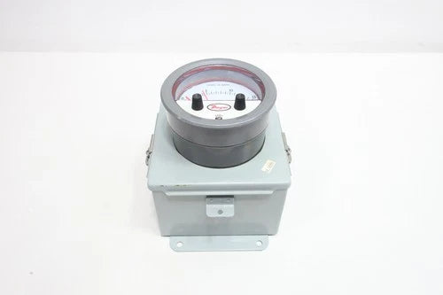 Dwyer A3015-WP-LT Pressure Switch Gauge 120/240v-ac 0-15in-h2o