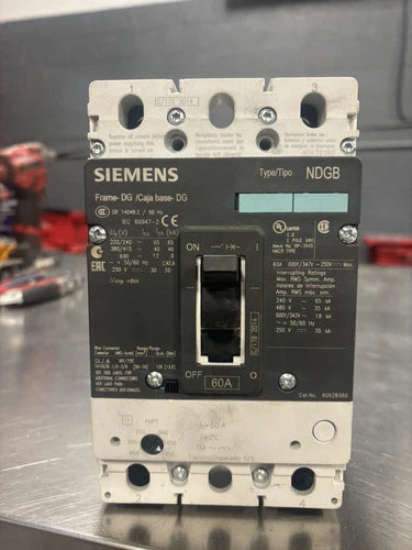 SIEMENS NDK2B060L NDK2B060 Circuit Breaker USED