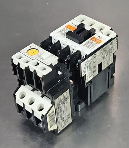 FUJI SC-4-0 with TR-5-1N/3. Reversing Contact.                            4D-24
