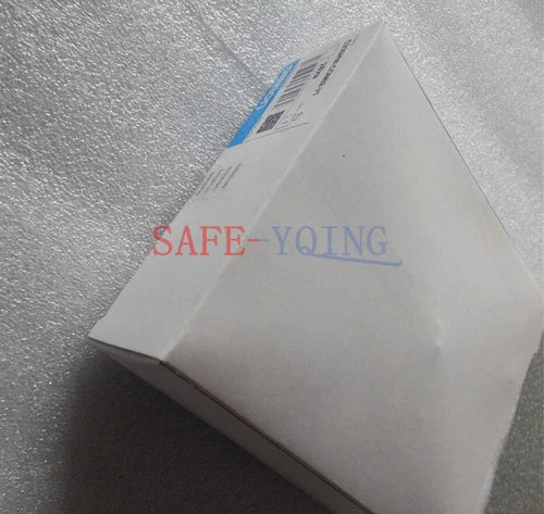 1PCS NEW Omron C200HW-COM02-V1 Communication Module Plc Module