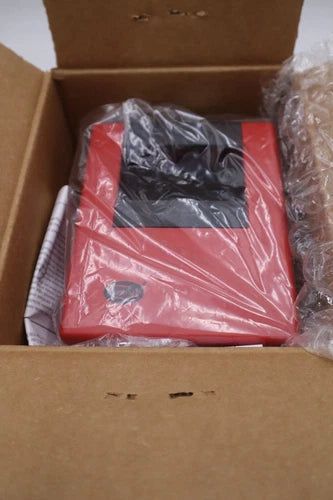 NEW Fireye 60-2204-2 Flame Amplifier Module and Chassis with Dust Cover #G193
Opens in a new window or tab