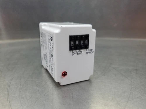 SQUARE D 9050JCK60V20 SER. F 120VAC 50/60HZ ELECTRICAL TIMING RELAY.        4D-3