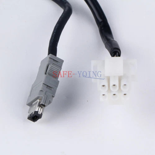 1PC YASKAWA SERVO MOTOR SGMAH-01AAA4B NEW