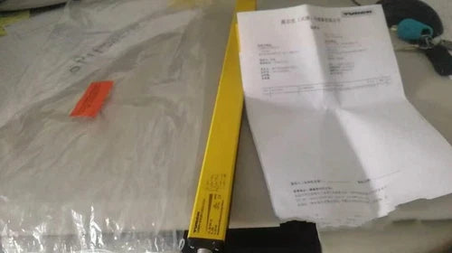 1PC NEW TURCK LI500P0-Q25LM0-LIU5X3-H1151 linear displacement fedex or DHL