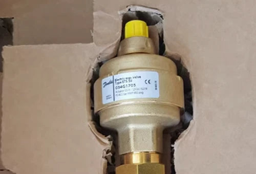 NEW DANFOSS 034G1705 Electric Expansion Valve 0.5A 12VDC 6.0W