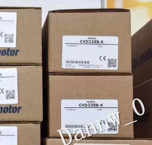 New In Box Vexta Orientalmotor CVD228B-K Stepping Motor Drive