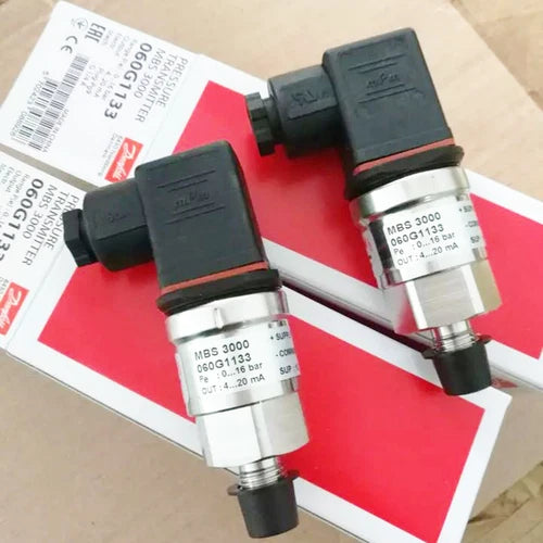 1PC New DANFOSS 060G1133 Pressure Transmitter