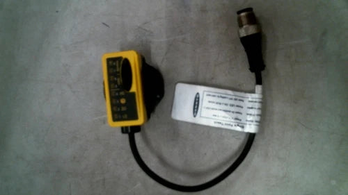 BANNER QS30EDVQPMA EXPERT DIFFUSE MODE VISIBLE RED BEAM 10-30VDC -FREE SHIPPING