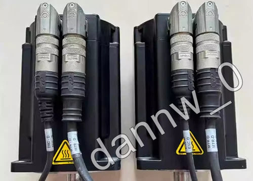 1PC Used KOLLMORGEN AKM64L-GNCNC-00 servo motor