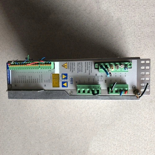 ONE USED Kollmorgen SERVOSTAR 310 S31061-NA Servo Drive