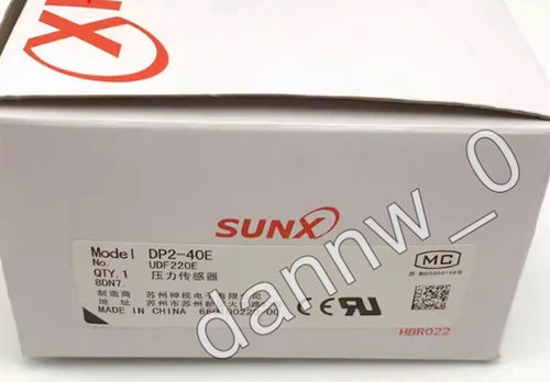 1PC New in box Panasonic SUNX DP2-40E Pressure Switch
