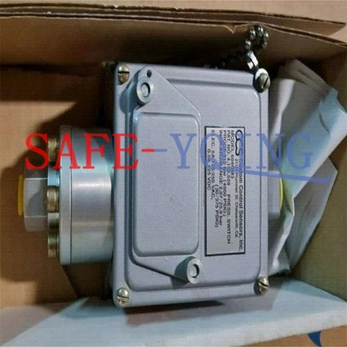ONE NEW CCS 604GM3 pressure switch