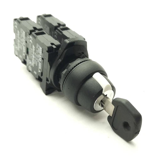 Allen Bradley 800FP-KM34PX40 Key Selector Switch 3-Position 4x NO 600V 10A 22mm