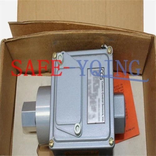 ONE NEW CCS 604P21 Pressure switch