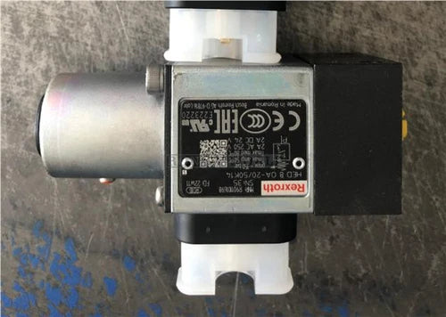 1PCS NEW Rexroth R901101698 HED8OA-20/50K14