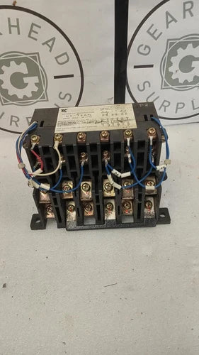 YASKAWA MAGNETIC CONTACTOR HV-75AP2 600V 75A N1978 GHA-157-C3