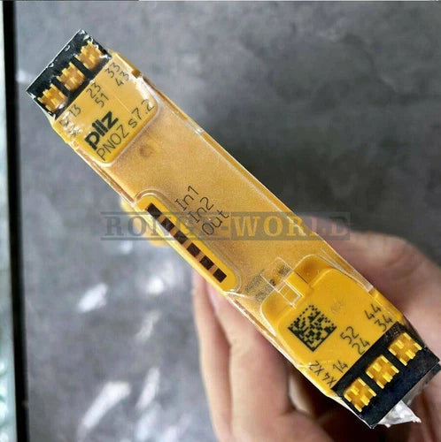 ONE New Pilz 751177 PNOZ S7.2 C 24VDC safety relay