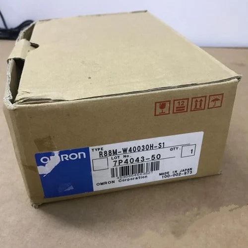1PC OMRON AC SERVO MOTOR R88M-W40030H-S1 R88MW40030HS1 NEW