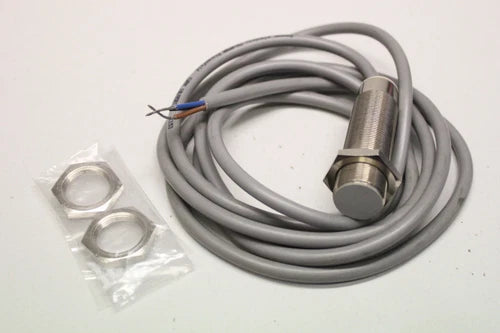 BAUMER ELECTRIC IWRM 18U9501 Abstandssensor induktiv IWRM18U9501