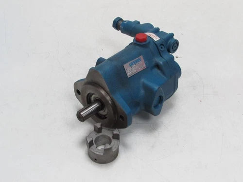 Vickers PV Q10 A2R SE1S 20 C220 Variable Speed Pump UNUSED