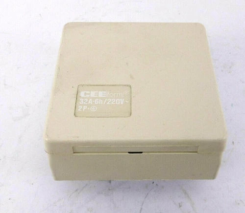 CEEform Anbausteckdose 32A-6h/220V~ | 3 polig