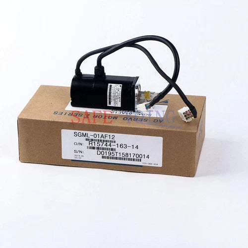 1PCS Yaskawa servo motor SGML-01AF12 NEW