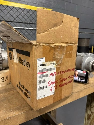Allen Bradley MPL-A330P-MK24AA AC Servo Brake Motor 1.8kw 5000 RPM 230V 3PH
