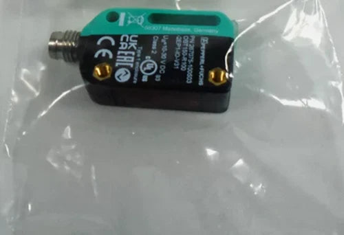New PEPPERL+FUCHS OBT150-R100-2EP1-IO-V31 Triangulation sensor