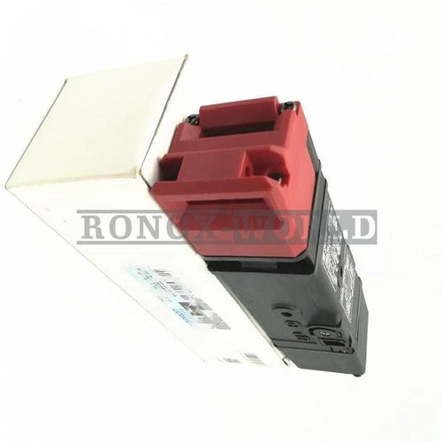 1PCS OMRON safety door switch D4SL-N4HDG-D NEW
