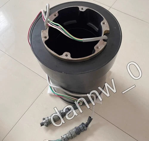 1PC Used YOKOGAWA DR1A-400G-1D4A3G2-008-0808/CE/TC1 servo motor