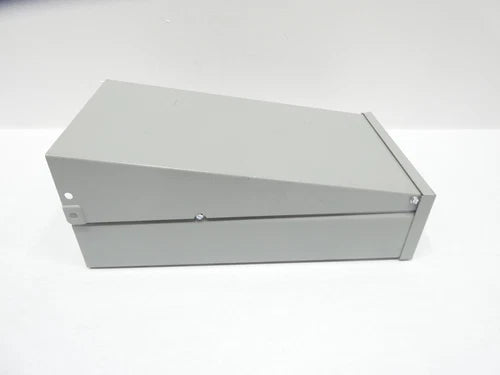 Eaton CHU9N9NS Power Outlet Panel 600v-ac 125amp 1ph