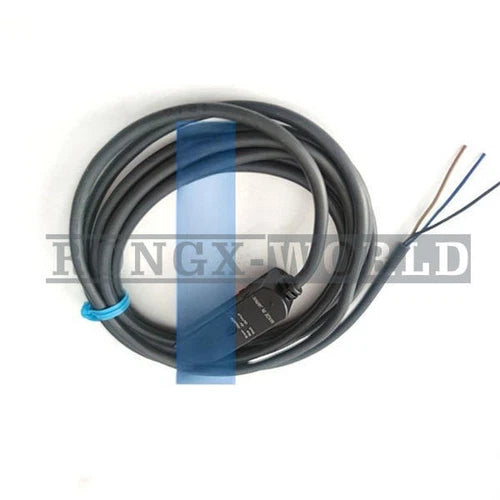 ONE Omron E3S-AD32 Photoelectric Sensor E3SAD32 NEW