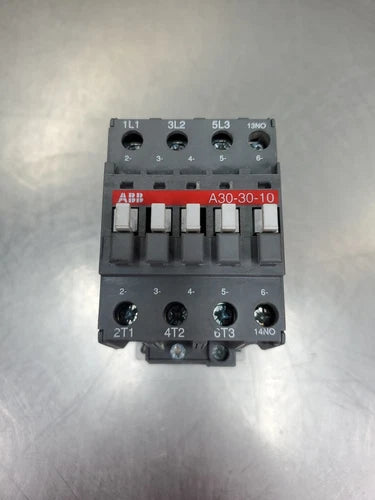 ABB A30-30-10 Contactor, 1000V 65A A30.                                    4B-38