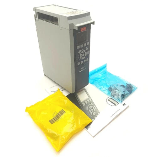 Danfoss FC102P1K5T4E21H2XG VLT HVAC Motor Drive Out: 1.5kW/2HP In: 3? 380-480VAC