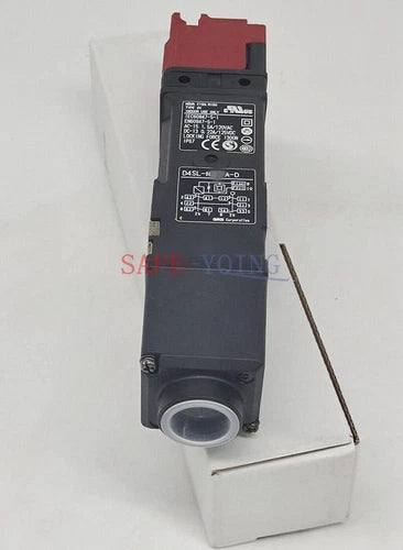 ONE NEW OMRON  D4SL-N4NDA-D electromagnetic safety door lock switch