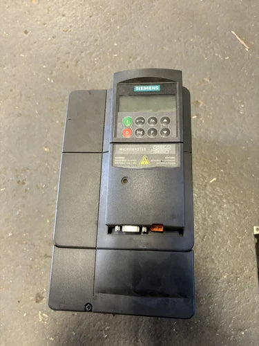 Siemens 6SE6440-2AD23-0BA1 Micromaster 440 Drive 480V 3Ph 3kW USED