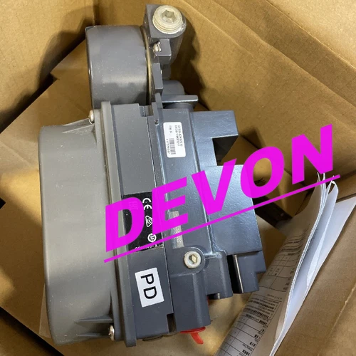ONE Spot goods! DVC6200AD FISHER Valve Positioner DVC6200 Fast delivery