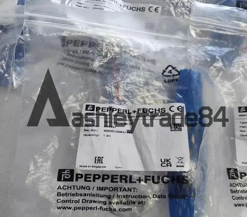 1PCS New Pepperl+Fuchs Photoelectric Sensor IQT1-18GM-IO-V1