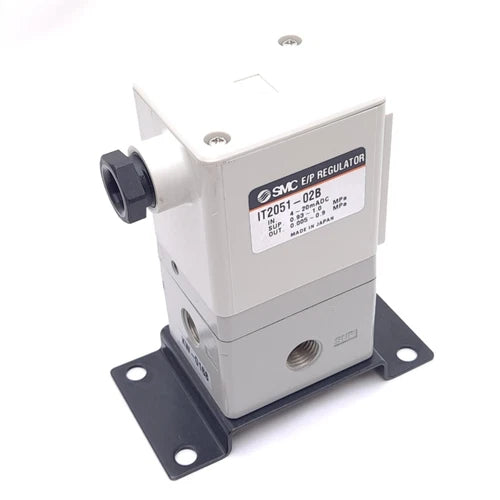 SMC IT2051-02B Electro-Pneumatic Regulator, 0.005-0.9 MPa Set, 4-20mA In, 1/4 PT