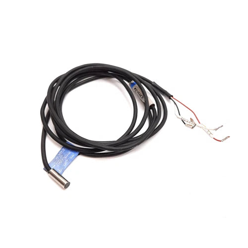 Keyence EM-054 Inductive Proximity Sensor, 1.2mm, 12-30VDC, NPN N/O, 3-Wire