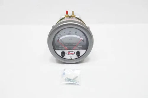 Dwyer 43010 W10T Pressure Gauge 0.5-3.0lps