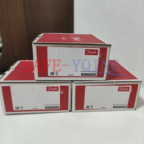 1PCS Danfoss temperature transmitter 060G2425 NEW