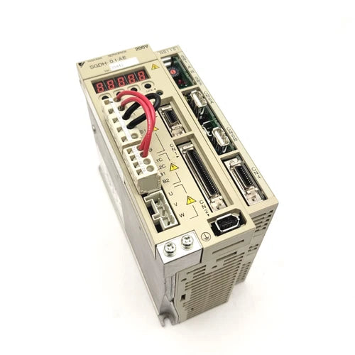 Yaskawa SGDH-01AE Sigma II Servo Drive W/JUSP-NS115 Mechatrol IF/Unit 0.1kW 230V