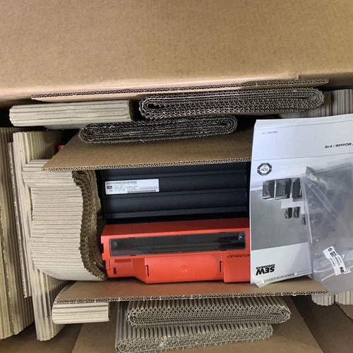 ONE SEW MDX61B0030-5A3-4-00 8279594 Inverter New