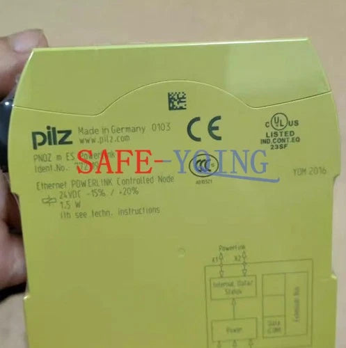 One Pilz 772119 Safety Relay PNOZ m ES New