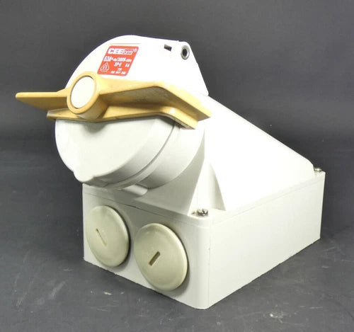 CEEform Wandsteckdose | 63A*-6h/380V~50Hz | 4 polig | Typ 149 647 206