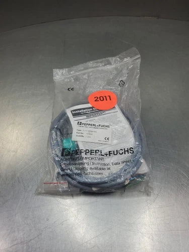 PEPPERL+FUCHS CJ10-30GM-WO PROXIMITY SWITCH.                               5E-32