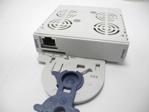 Lenze Servo Drive 9400 Ethernet Extension Module E94AYCEN HW:VB Excellent Condition