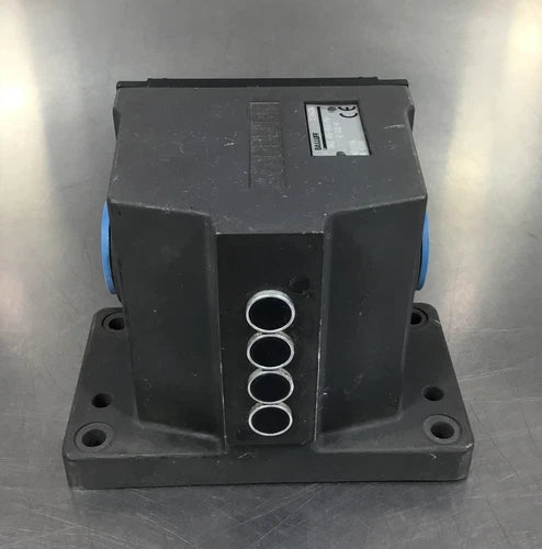 Balluff BNS 816-B04-PA-12-602-11  Proximity Switch                          5E-4