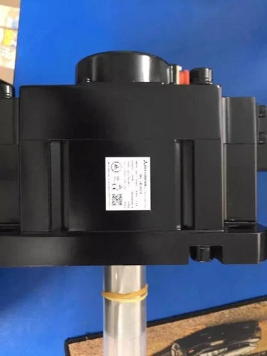 1PC HG-SR202 AC SERVO MOTOR HGSR202 NEW EXPEDITED SHIPPING #F3